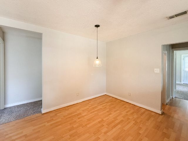 1705 N Robinson Street, Cleburne, TX 76031