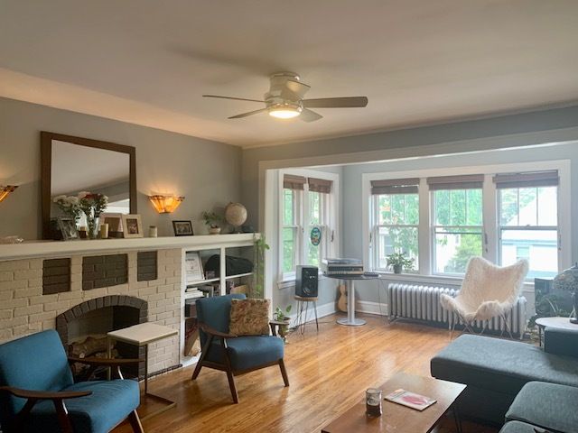 2439 W Gunnison Street 3, Chicago, IL 60625