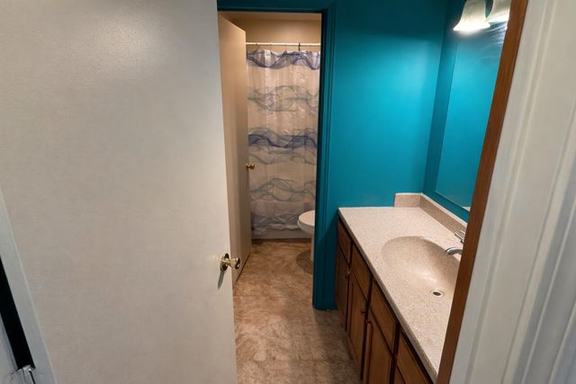 3470 E 69th Avenue, Merrillville, IN 46410