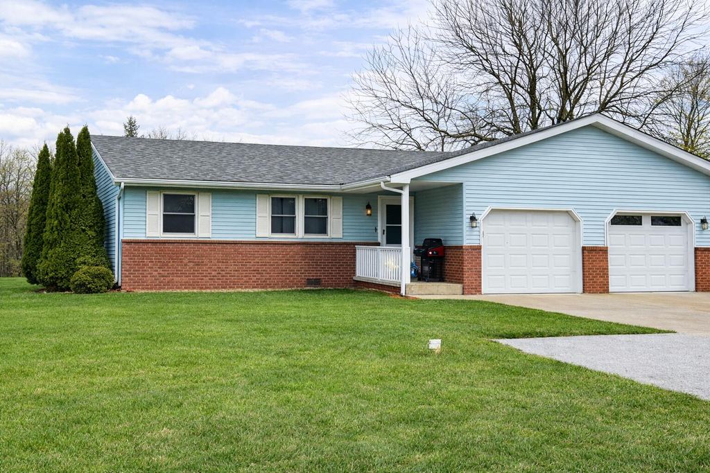3470 E 69th Avenue, Merrillville, IN 46410