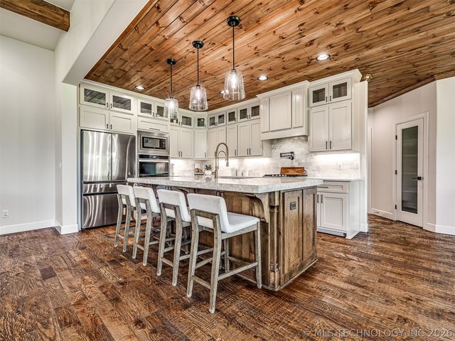 30817 E 67th Street S, Broken Arrow, OK 74014