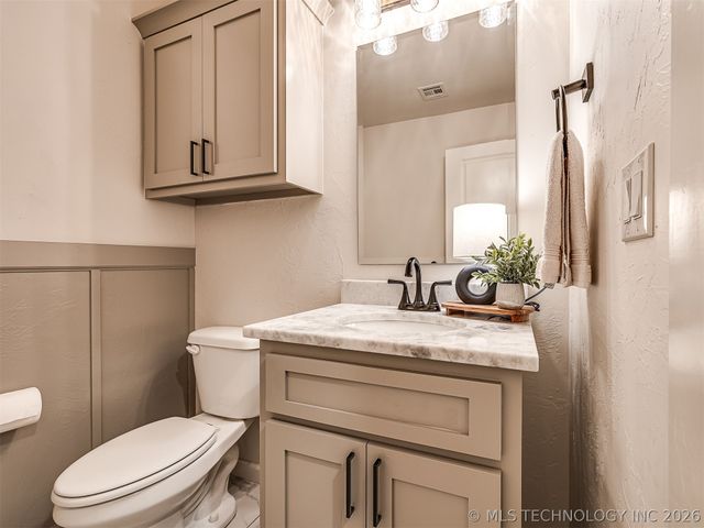 30817 E 67th Street S, Broken Arrow, OK 74014