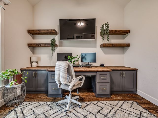 30817 E 67th Street S, Broken Arrow, OK 74014