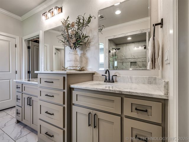 30817 E 67th Street S, Broken Arrow, OK 74014