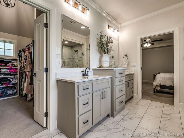 30817 E 67th Street S, Broken Arrow, OK 74014