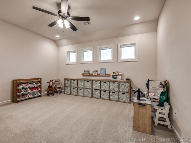 30817 E 67th Street S, Broken Arrow, OK 74014