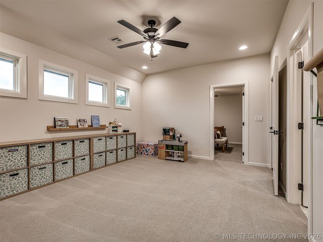 30817 E 67th Street S, Broken Arrow, OK 74014