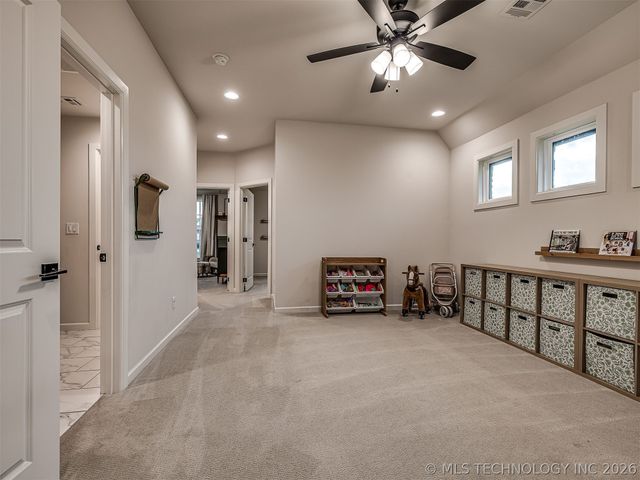 30817 E 67th Street S, Broken Arrow, OK 74014