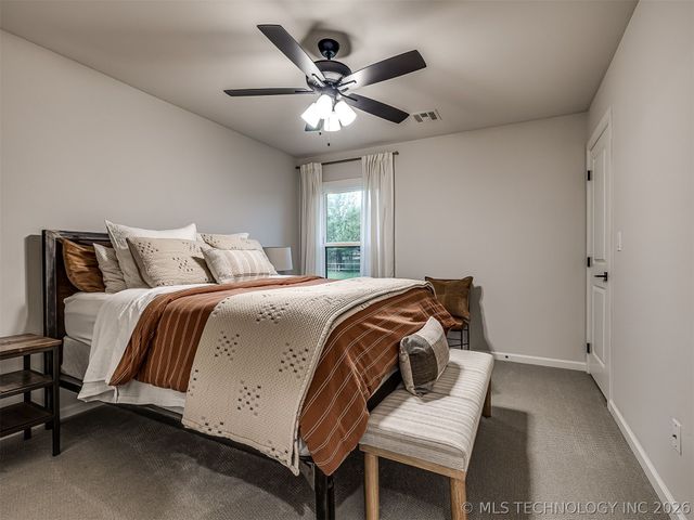 30817 E 67th Street S, Broken Arrow, OK 74014