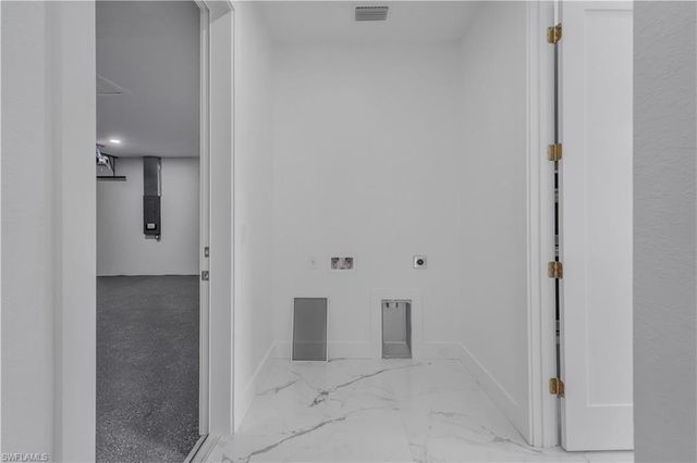 2721 NW 41st AVE, Cape Coral, FL 33993