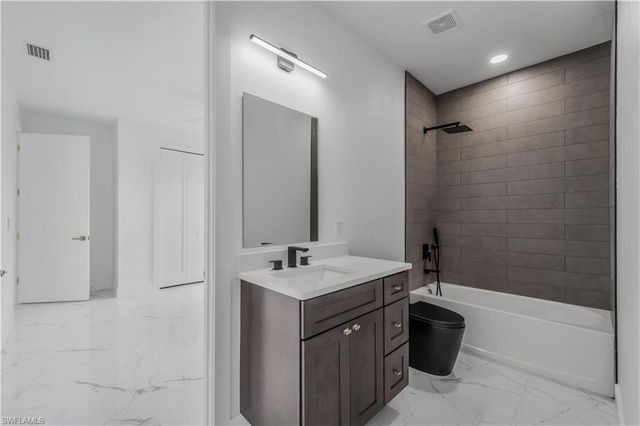 2721 NW 41st AVE, Cape Coral, FL 33993