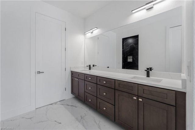 2721 NW 41st AVE, Cape Coral, FL 33993