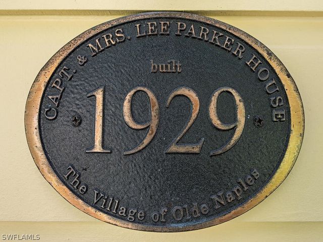 680 8th AVE S, Naples, FL 34102