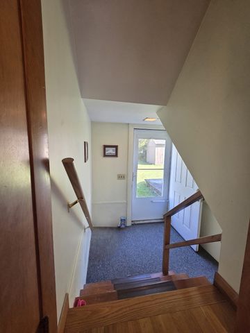 40 Brodeur Ave, Webster, MA 01570
