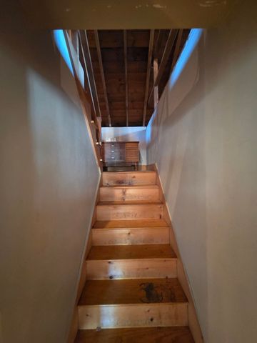 40 Brodeur Ave, Webster, MA 01570