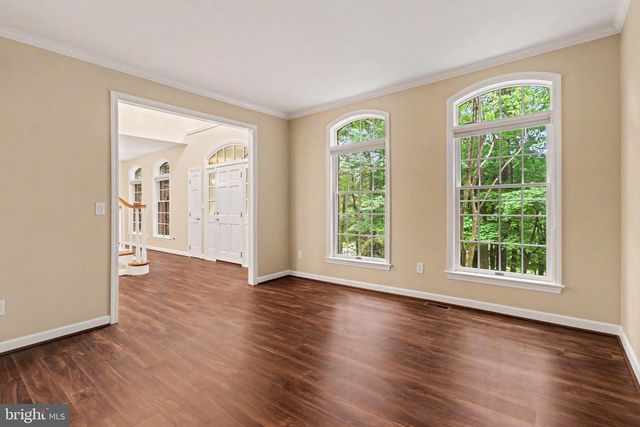 1071 KNOLL DR, Hummelstown, PA 17036