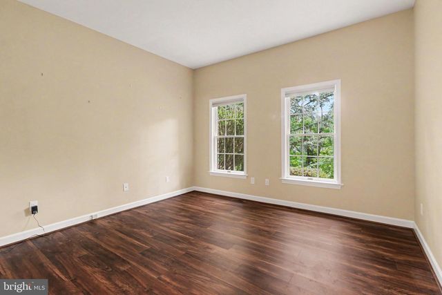 1071 KNOLL DR, Hummelstown, PA 17036