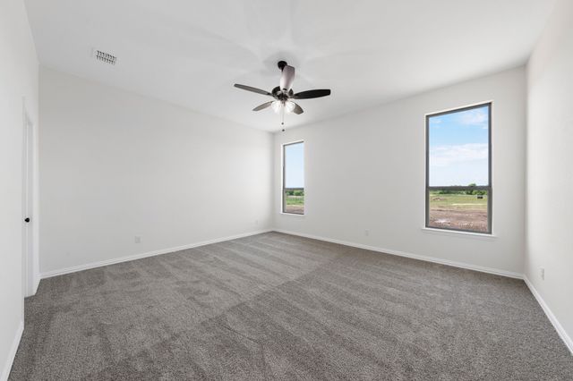 451 Solo Ridge Drive, Waxahachie, TX 75167