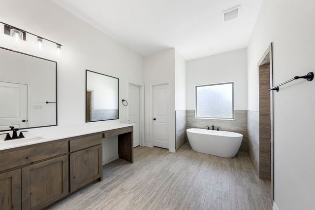 451 Solo Ridge Drive, Waxahachie, TX 75167