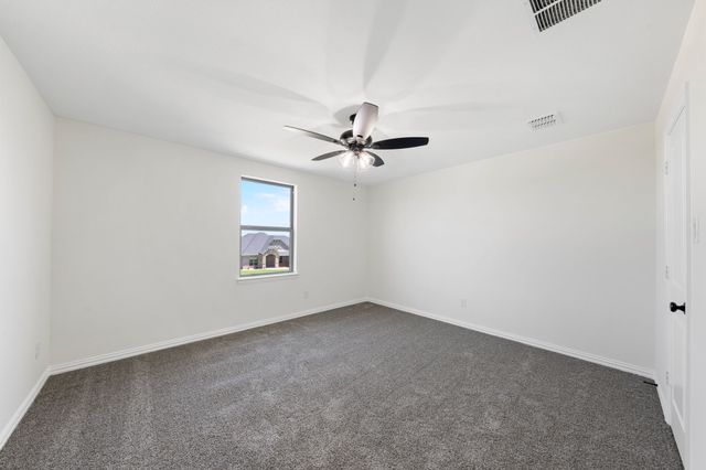 451 Solo Ridge Drive, Waxahachie, TX 75167