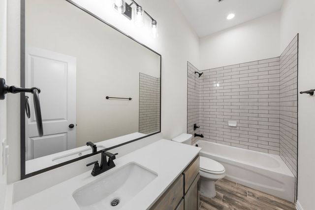 451 Solo Ridge Drive, Waxahachie, TX 75167