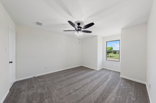 451 Solo Ridge Drive, Waxahachie, TX 75167