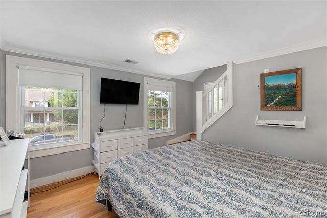 1208 Villa Road, Birmingham, MI 48009