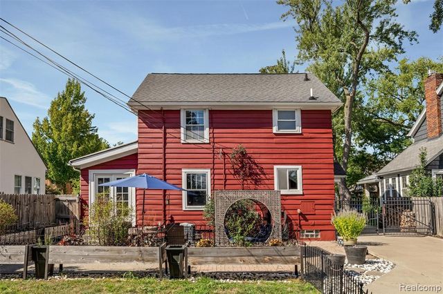 1208 Villa Road, Birmingham, MI 48009