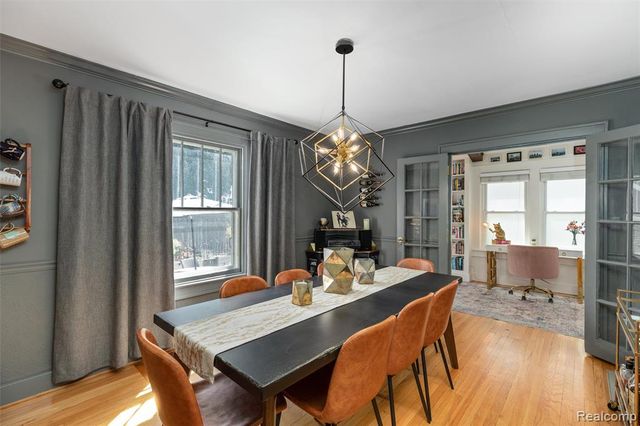 1208 Villa Road, Birmingham, MI 48009