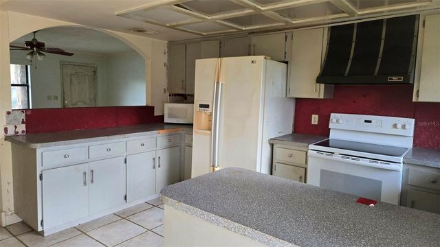 12082 SE 61ST COURT, Belleview, FL 34420