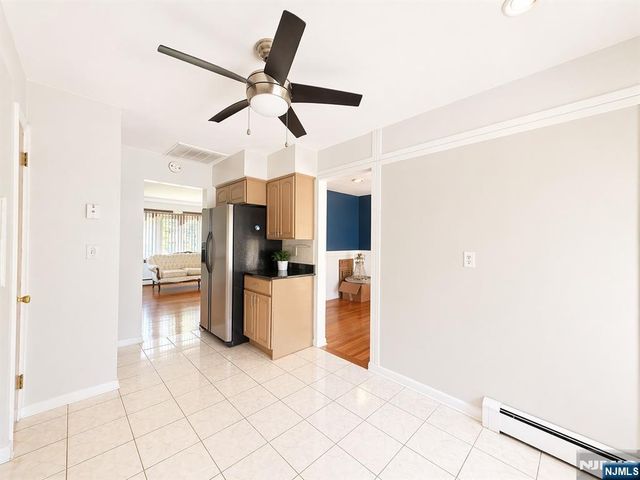 60 Sergent Court, Bergenfield, NJ 07621