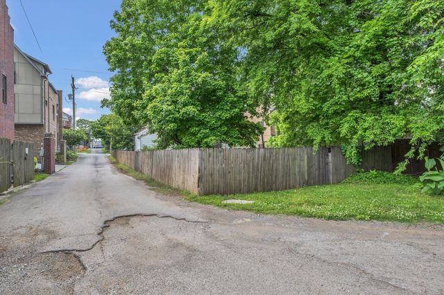 1306 7th Ave, N, Nashville, TN 37208