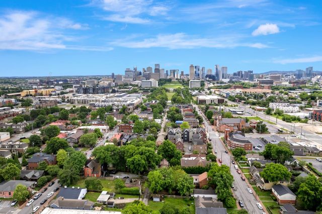 1306 7th Ave, N, Nashville, TN 37208