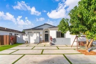 407 NW 9th Ct, Homestead, FL 33030