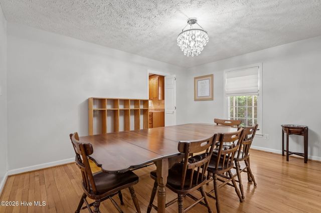 1123 N Fort Bragg Road, Southern Pines, NC 28387