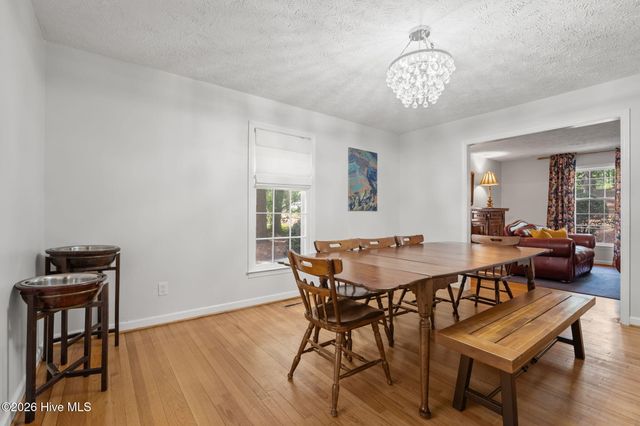 1123 N Fort Bragg Road, Southern Pines, NC 28387