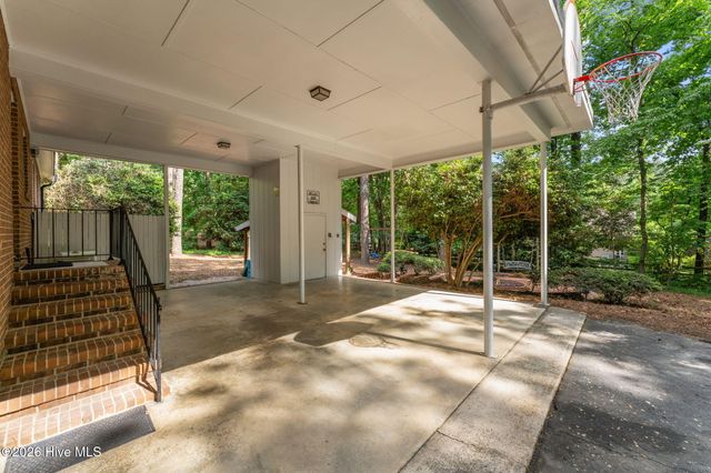 1123 N Fort Bragg Road, Southern Pines, NC 28387