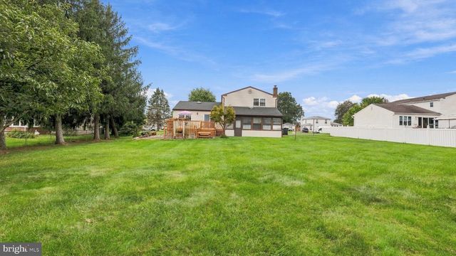 55 NANCY DR, Richboro, PA 18954
