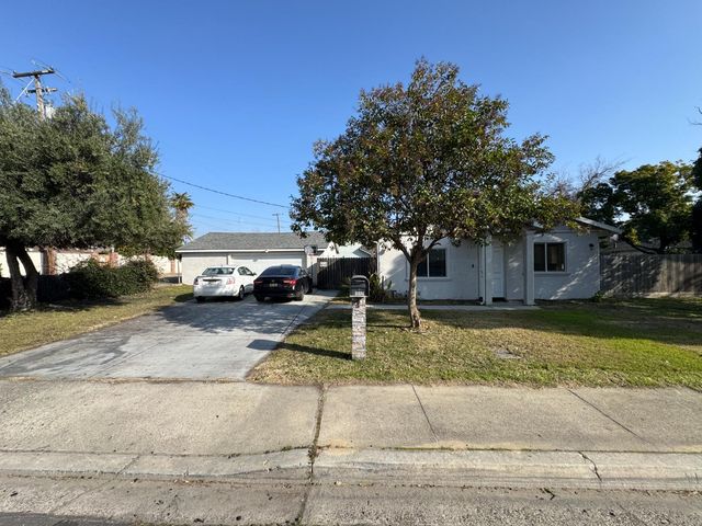 1650 N Olive Ave, Turlock, CA 95382