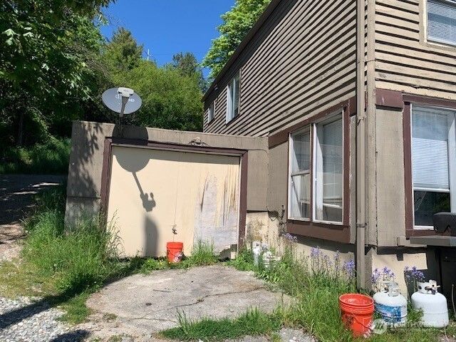 13076 Renton Avenue S, Renton, WA 98178