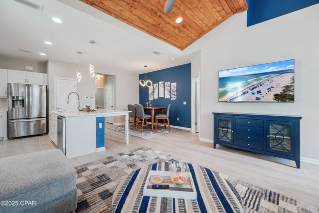 8686 Conch Shell Court, Panama City Beach, FL 32413