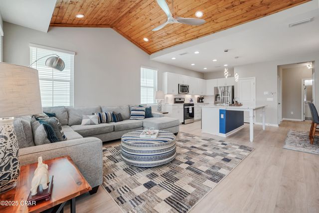 8686 Conch Shell Court, Panama City Beach, FL 32413