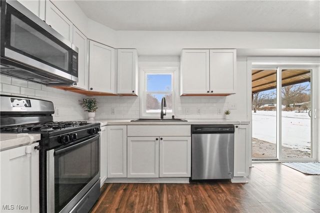 34549 Detroit Road, Avon, OH 44011