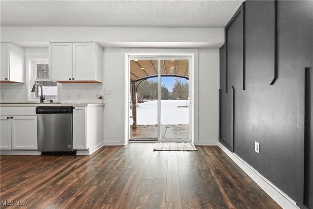 34549 Detroit Road, Avon, OH 44011