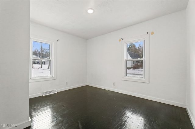 34549 Detroit Road, Avon, OH 44011