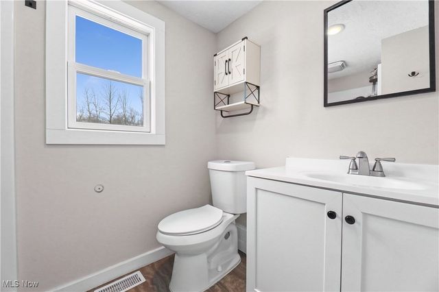 34549 Detroit Road, Avon, OH 44011