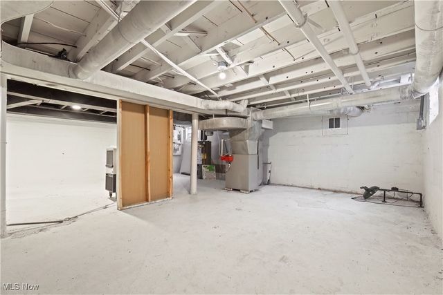 34549 Detroit Road, Avon, OH 44011