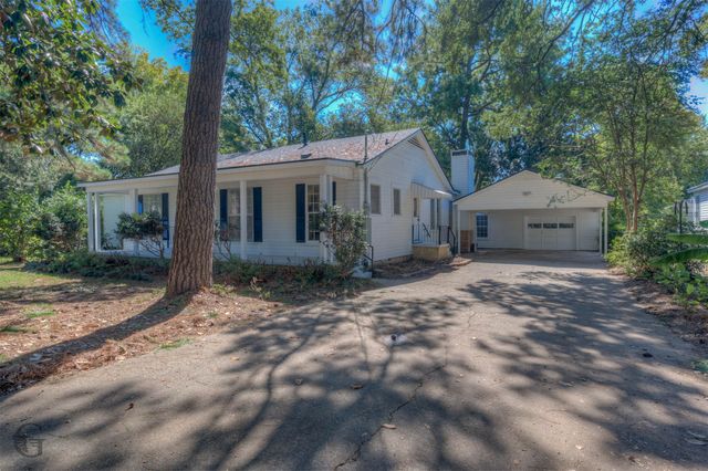 112 Y Jean Street, Bossier City, LA 71112