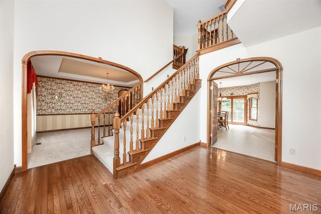 1660 Golf Course Drive, Belleville, IL 62220