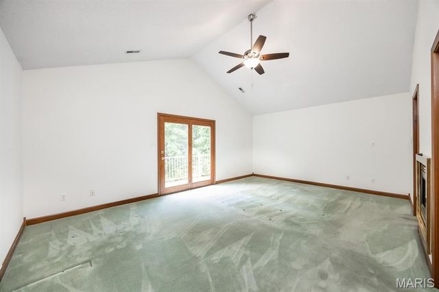1660 Golf Course Drive, Belleville, IL 62220